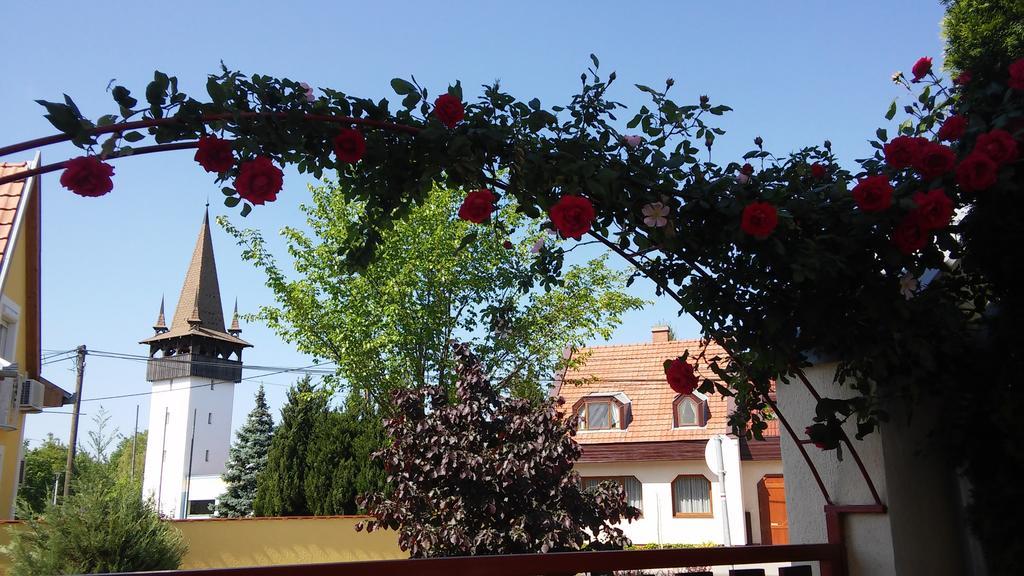 Hellasz Apartman Gyula Habitación foto